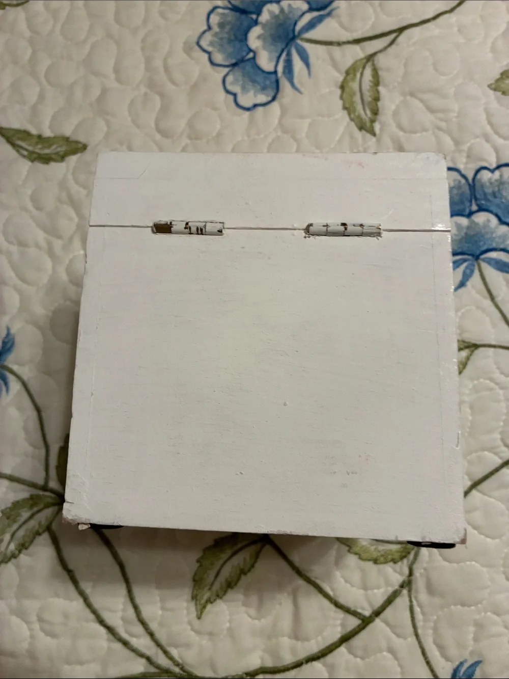 NWOT- Decorative White Wood Jewelry Box with Brass Latch-Shabby Chic
